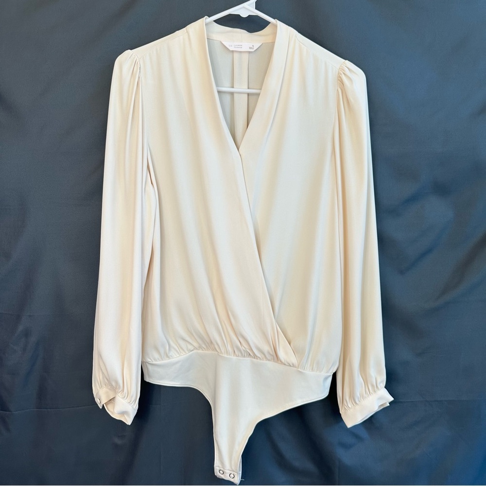 LC Lauren Conrad Long Sleeve Cream Wrap Blouse Bodysuit Size: Small NWT